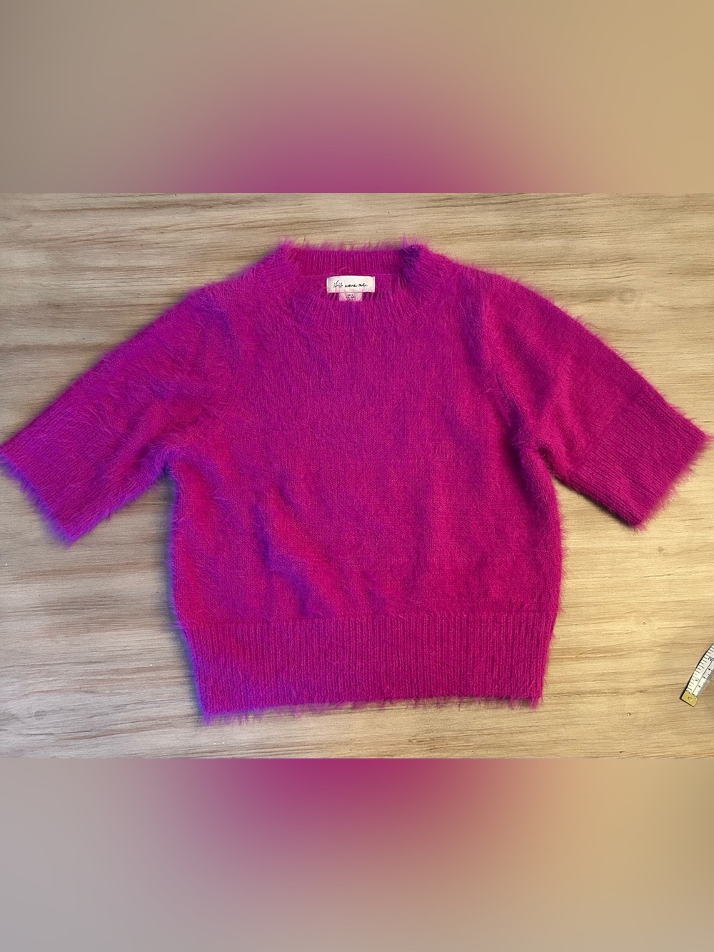 If It Were Me Fuchsia Fuzzy Knit Sweater | Short Sleeve | Size S ⭐